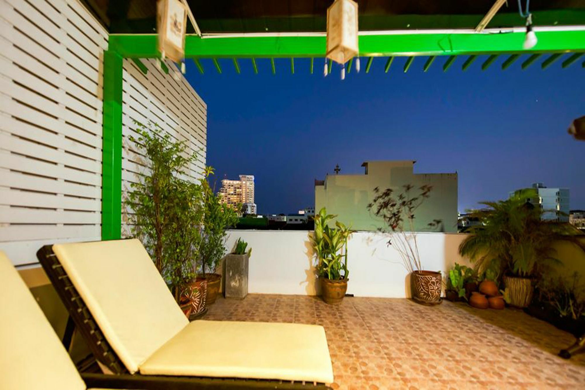 The Family Tree House Hotell HHQ Eksteriør bilde