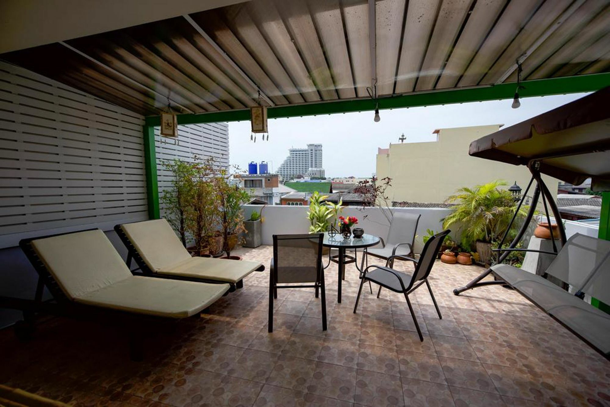 The Family Tree House Hotell HHQ Eksteriør bilde